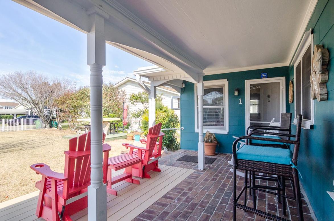 The Pelican Hidden Treasure Inn Room 2 By Bryant Real Estate Kure Beach Extérieur photo