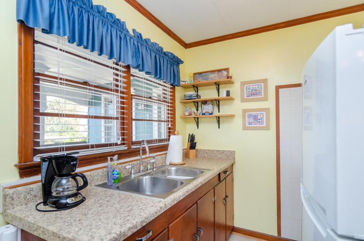 The Pelican Hidden Treasure Inn Room 2 By Bryant Real Estate Kure Beach Extérieur photo