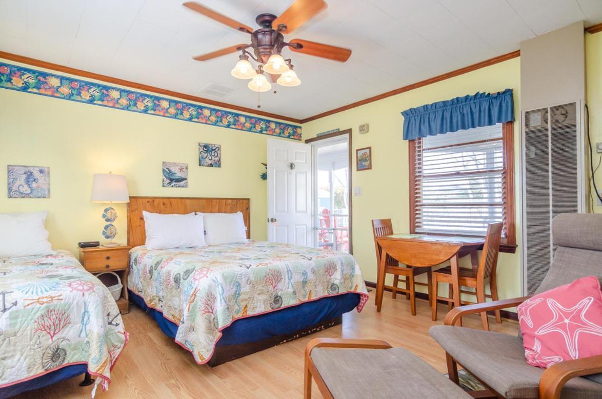 The Pelican Hidden Treasure Inn Room 2 By Bryant Real Estate Kure Beach Extérieur photo